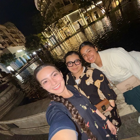 welcome to my closet, my name is makaylah💫 - Picture 6 of 11